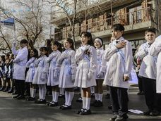 santa lucia vivio una emotiva promesa de lealtad a la bandera con alumnos y personas mayores santa lucia vivio una emotiva promesa de lealtad a la bandera con alumnos y personas mayores