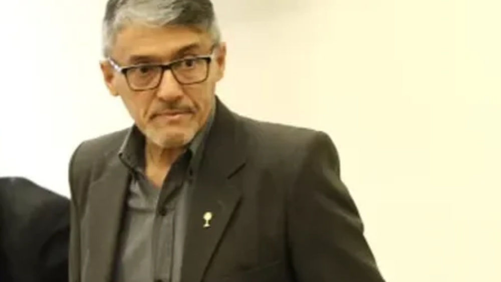 Padilla tenía una condena en suspenso por utilizar de forma indebida una camioneta Toyota Hilux que se encontraba en el Depósito Judicial. La Corte le había confirmado la sentencia de seis meses de prisión en febrero de 2023.