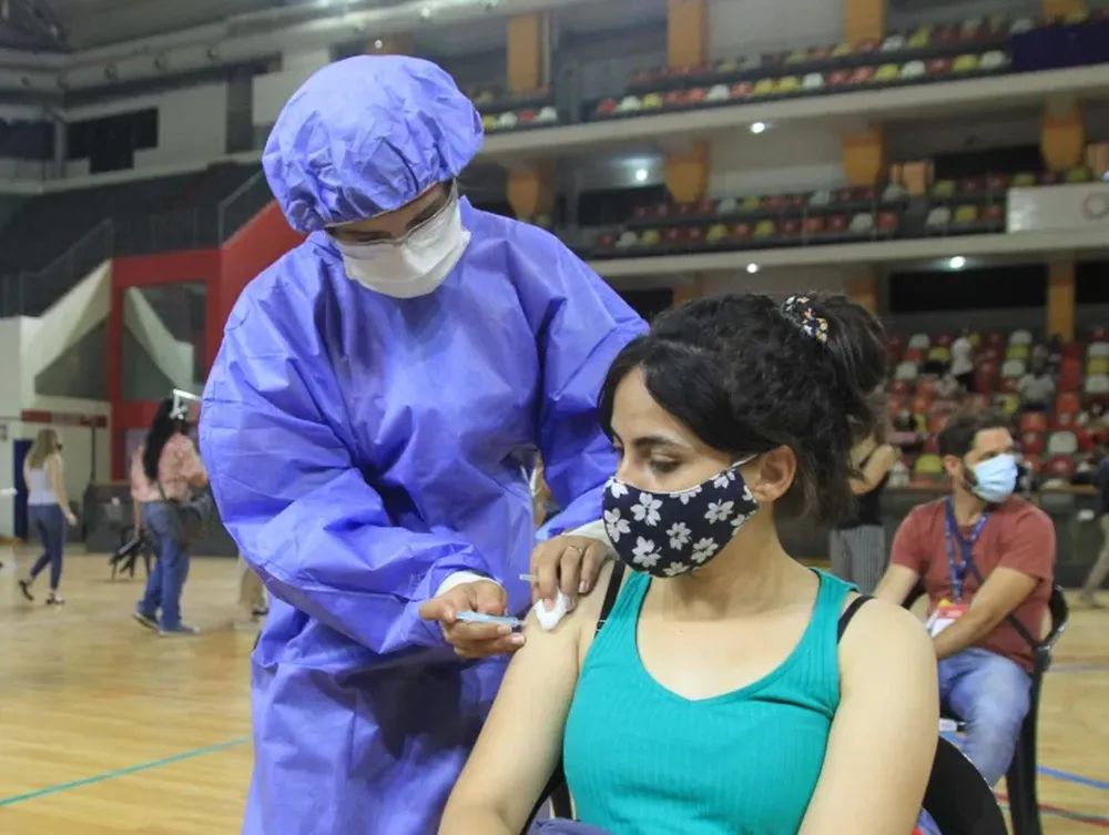 En San Juan ya se aplicaron 8.114 dosis de las 11.500 que recibió de la Nación