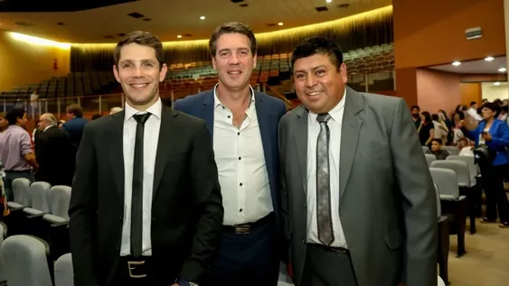 Como ADN avanza en ir con Orrego, un diputado no descarta dejar el espacio