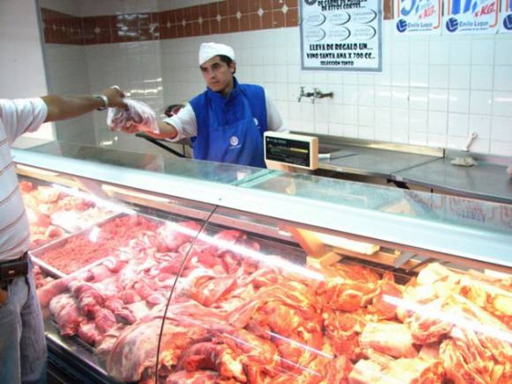 El Gobierno “va a actuar” para retrotraer precios de la carne