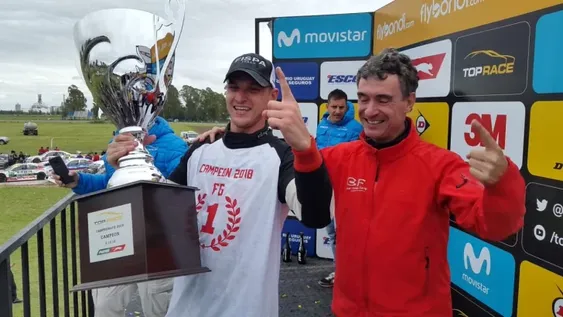 Franco Girolami gritó campeón por un punto en el Top Race