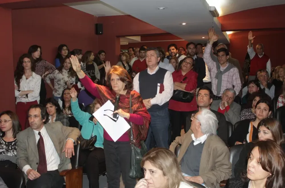 Fuerte apuesta para tener finalmente una obra social