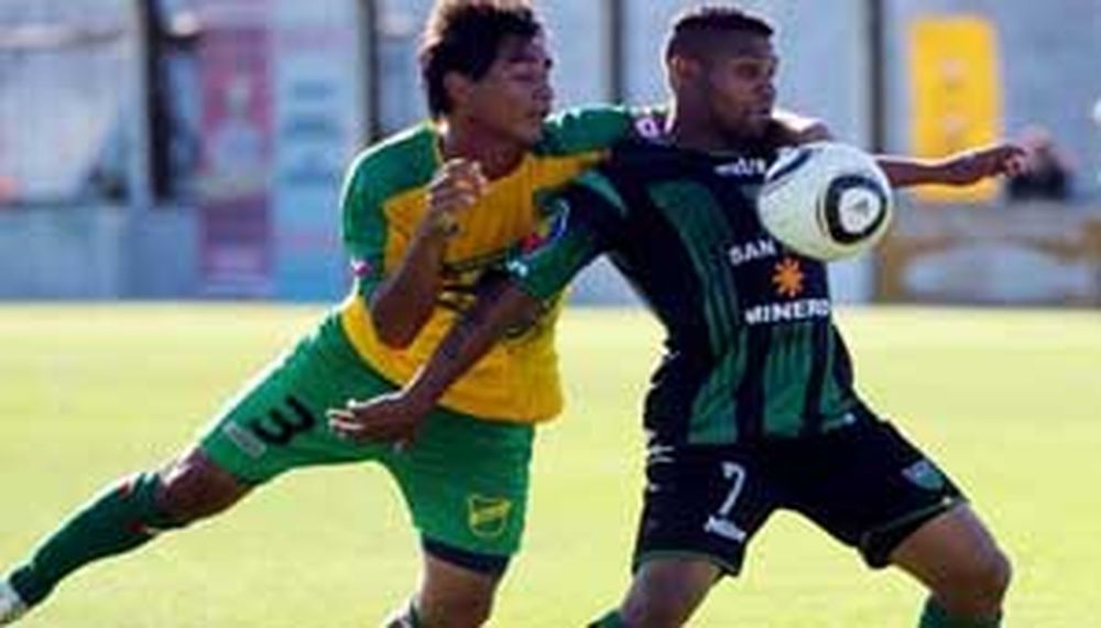 Roberval todavía no arregló en Sportivo y su futuro es incierto