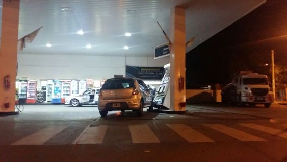 Un hombre murió por hipotermia al quedar atrapado en su auto bajo una fuerte granizada