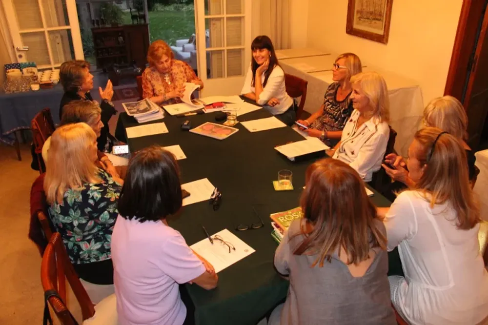 Muestra de otoño de Rosicultura