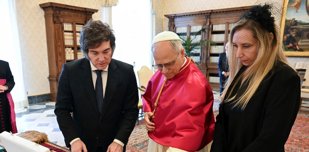 Karina Milei encabezará la reunión en Casa Rosada para avanzar con los preparativos de la visita del papa León XIV.
