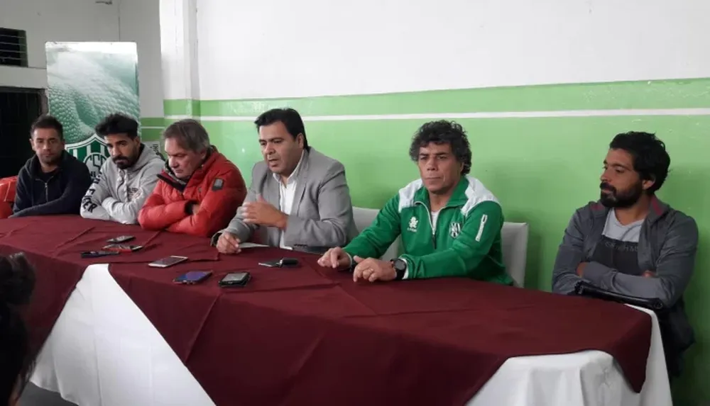 Autocrítica y optimismo en Desamparados antes de encarar la Reválida