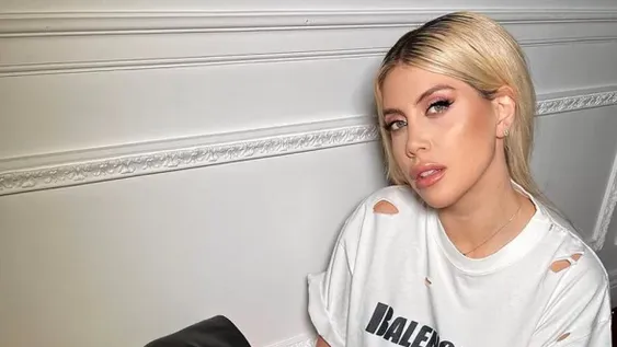 Wanda Nara subió una foto con una malla cavada pero la criticaron por un photoshop extremo