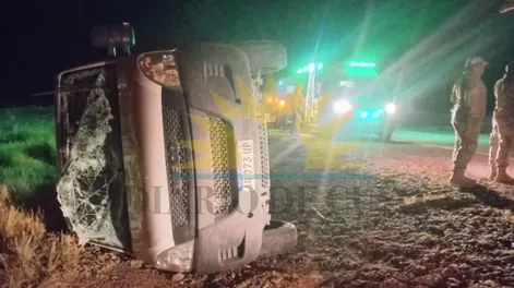 Vuelco pasando la Difunta Correa: fotos inéditas y la hipótesis del siniestro vial en Ruta 141