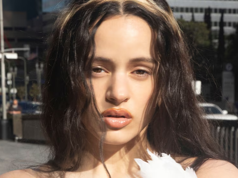 Rosalía.