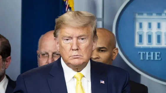 Biden aventaja a Trump en 10 puntos en la última encuesta por las presidenciales