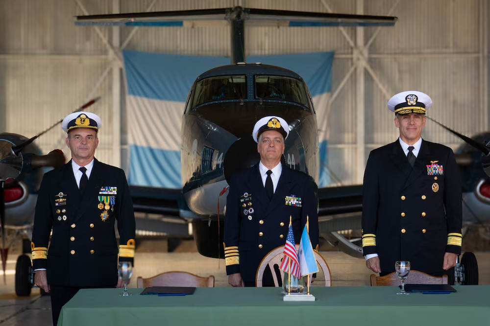 La Armada Argentina y Estados Unidos firmaron un acuerdo para la vigilancia marítima.