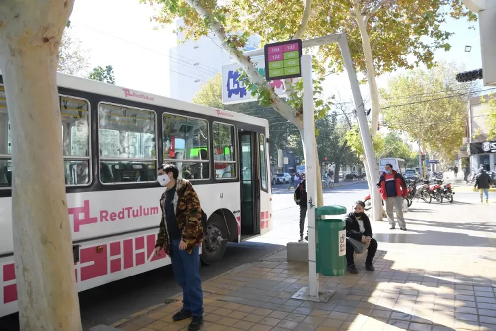 UTA suspendió el paro para este fin de semana, pero el conflicto sigue sin resolverse