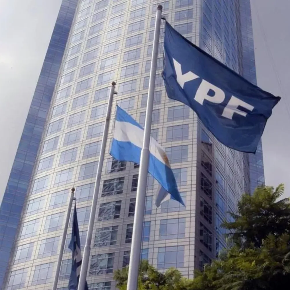 La justicia de Estados Unidos frenó las demandas en el juicio por YPF, mientras define la cuestión de fondo.