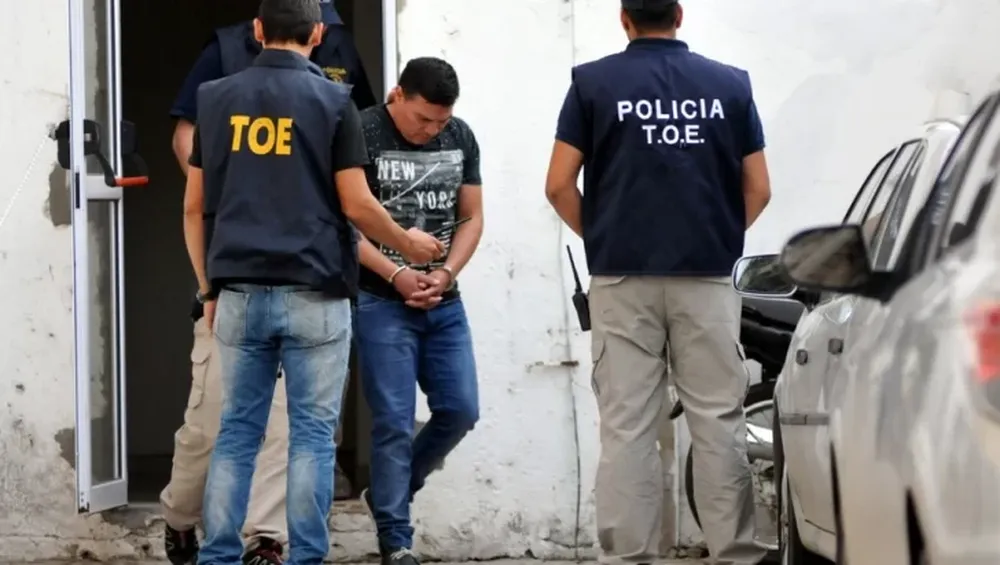 El excampeón Carlos Baldomir quedó a un paso del juicio por la presunta violación a su hija