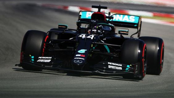 Hamilton y Bottas dominaron las pruebas libres en el GP de España