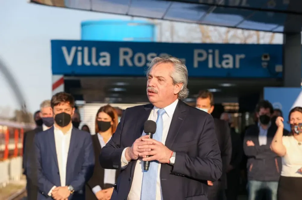 Continuaron los cruces tras un diálogo del presidente con Macri