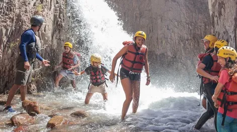 Diario de Cuyo | SALDO. El último fin de semana largo en el mes de noviembre, la ocupación hotelera alcanzó un promedio del 70% a nivel provincial y se registró una recaudación récord de $1.200 millones por el movimiento turístico.