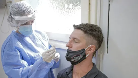 Revelan cuánto duran los anticuerpos contra el Covid-19 luego de contagiarse