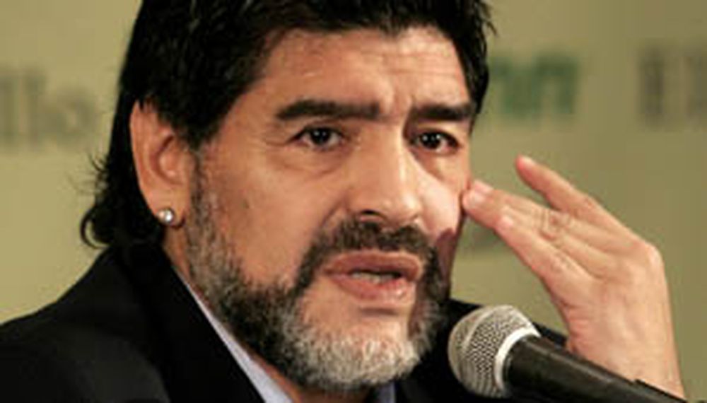 Palos a Diego y al PJ