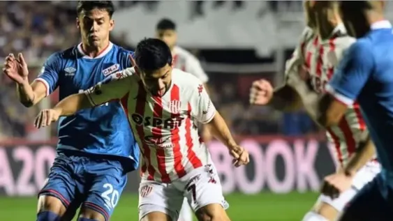 Nacional de Montevideo eliminó a Unión (Santa Fe)