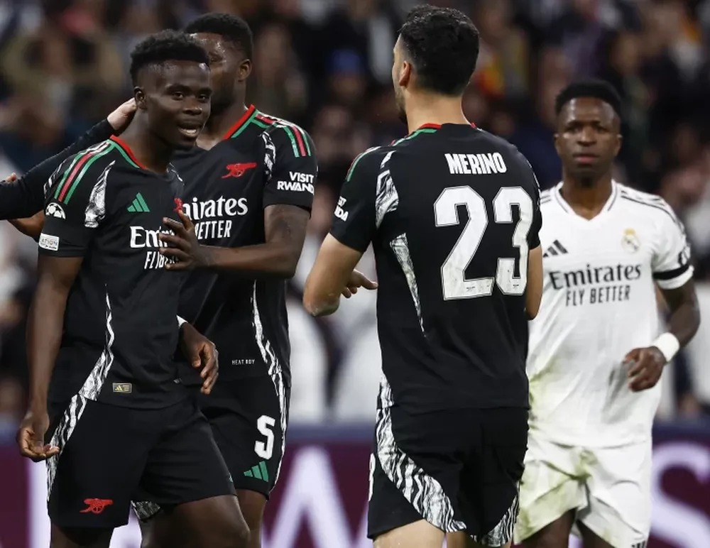 PRIMERO. Saka empezó a despedir al Madrid de la Champions. Arsenal concretaba su golpe en Cuartos de Final.