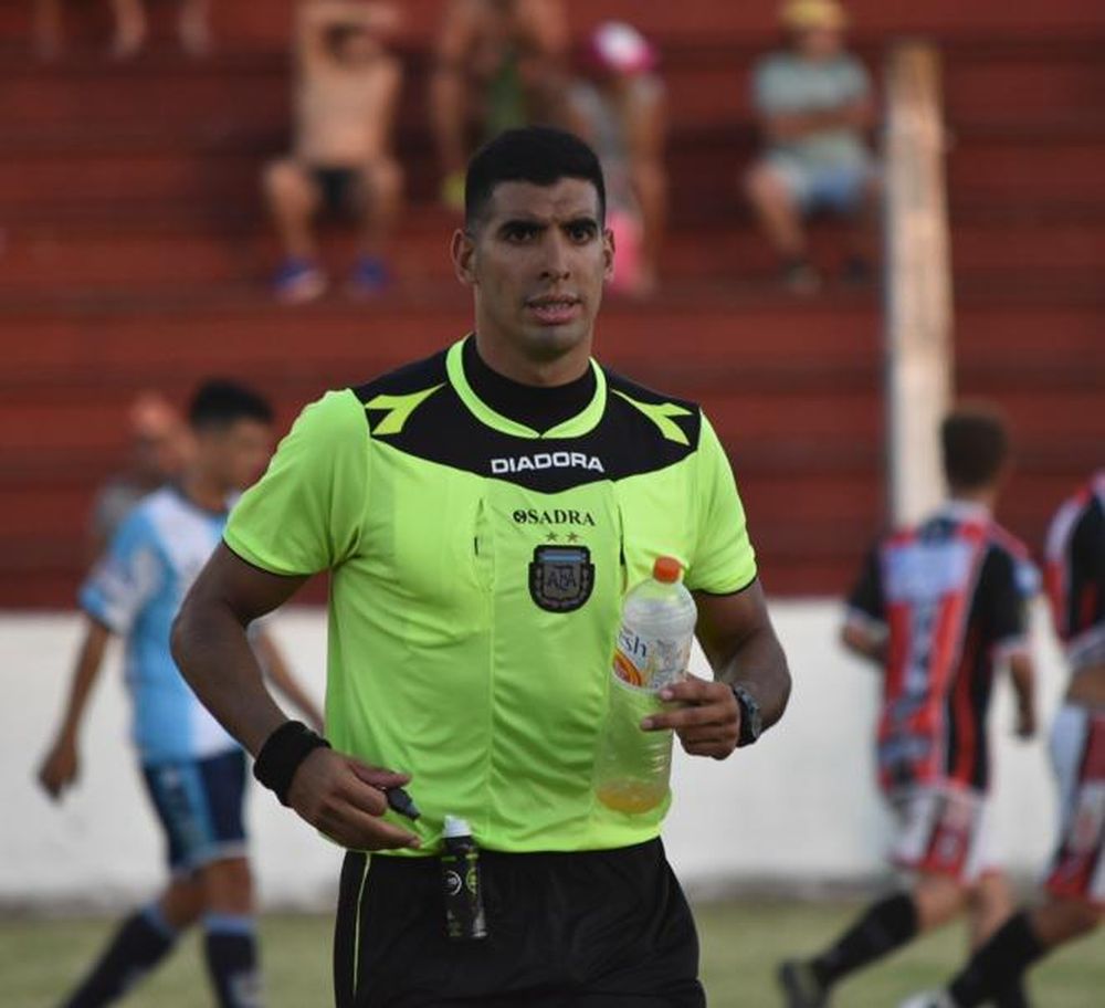 Designado. Joaquin Gil será el árbitro para San Martín en Santiago del Estero.