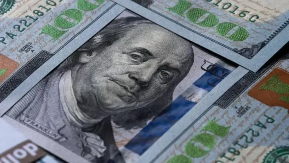 El dólar volvió a los $1.500 en el Banco Nación: en San Juan el blue comenzó la semana en picada