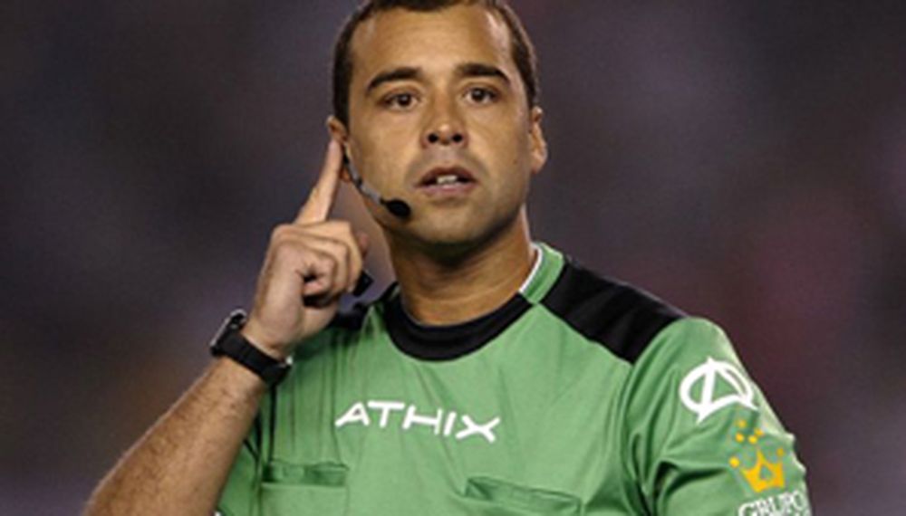 Ceballos cambió la línea telefónica porque lo amenazaron de muerte