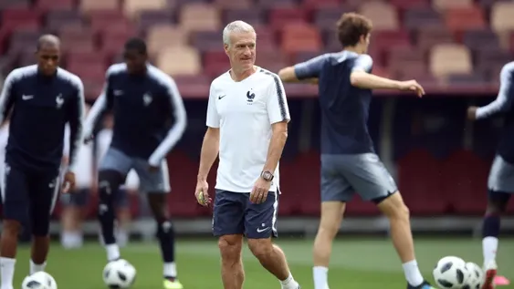 Deschamps esconde sus cartas para enfrentar a Argentina