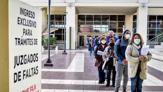 En la administración pública perfila el regreso con dos horarios de atención