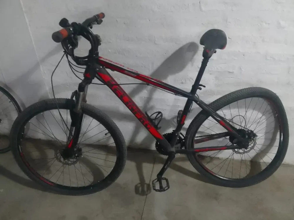 Ciclista fue atropellado por un conductor que se dio a la fuga