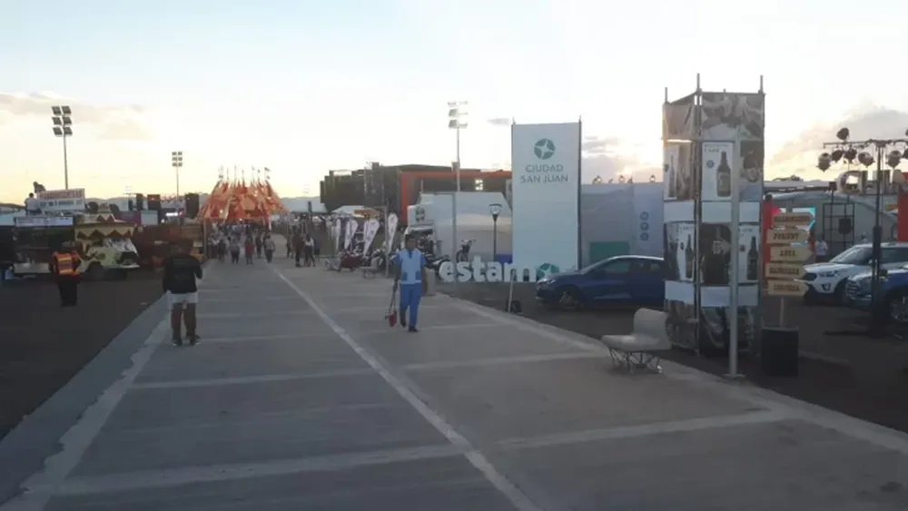 [FOTOS] La previa de la apertura de la Fiesta Nacional del Sol en Chimbas