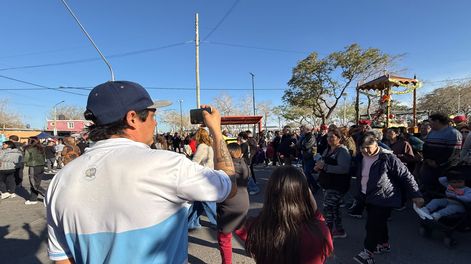 con la esperanza de que la visita del papa traiga bendiciones para todos los argentinos