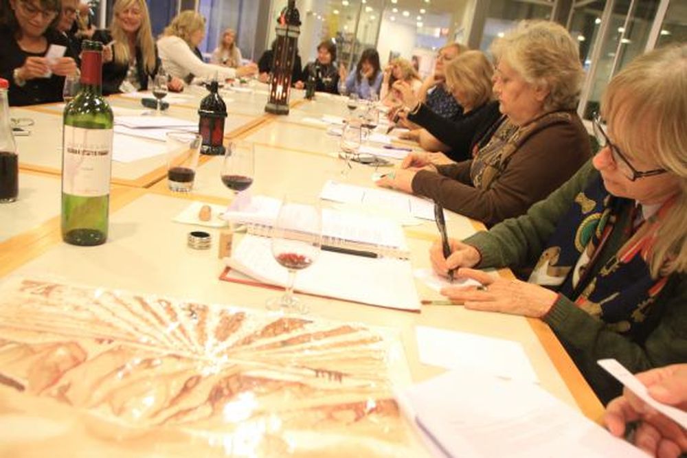“Ciclo de Vinos y Letras” en el Museo Franklin Rawson