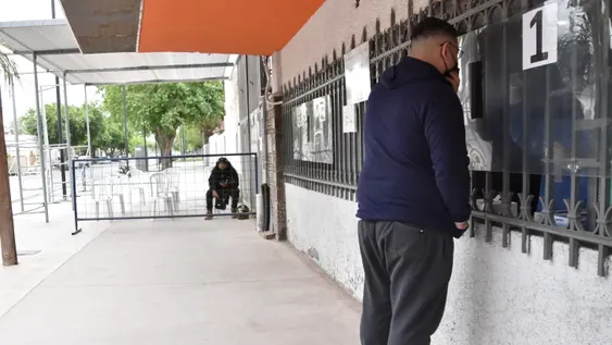 En la última semana hubo un freno al leve crecimiento en la curva de casos
