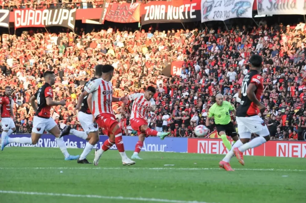 No hubo goles en el clásico santafesino entre Colón y Unión
