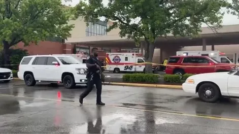 Tiroteo en un centro comercial de Indiana: al menos 3 muertos