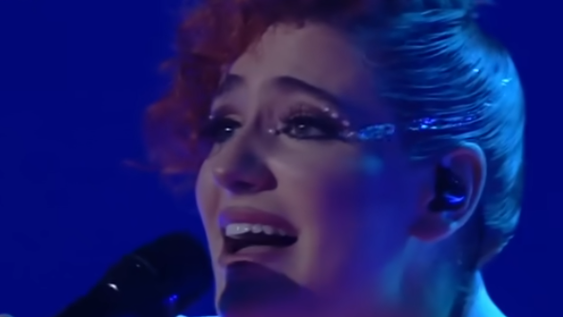 Emi Soler la rompió en La Voz, pero tuvo que despedirse del certamen