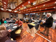 todos los que participaron de la cena empresarial que brindo el banco credicoop en san juan todos los que participaron de la cena empresarial que brindo el banco credicoop en san juan