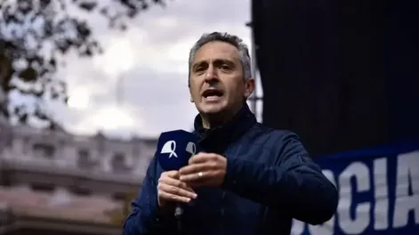 “Cuervo” Larroque: “Sergio Massa representa el orden y lo otro es el caos”