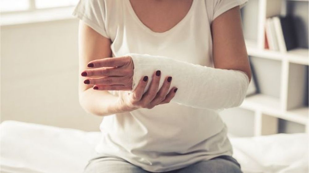 “Sos mi hija y yo hago lo que quiero con vos”, le dijo su madre mientras la maltrataba
