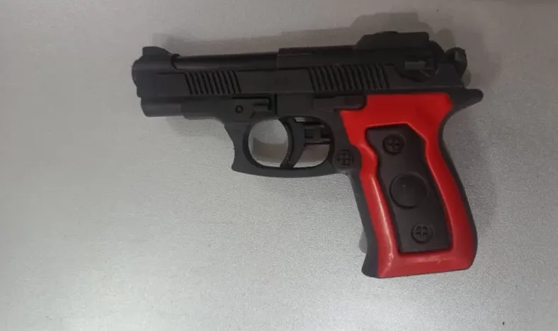 Un menor robó una bicicleta con un arma de juguete