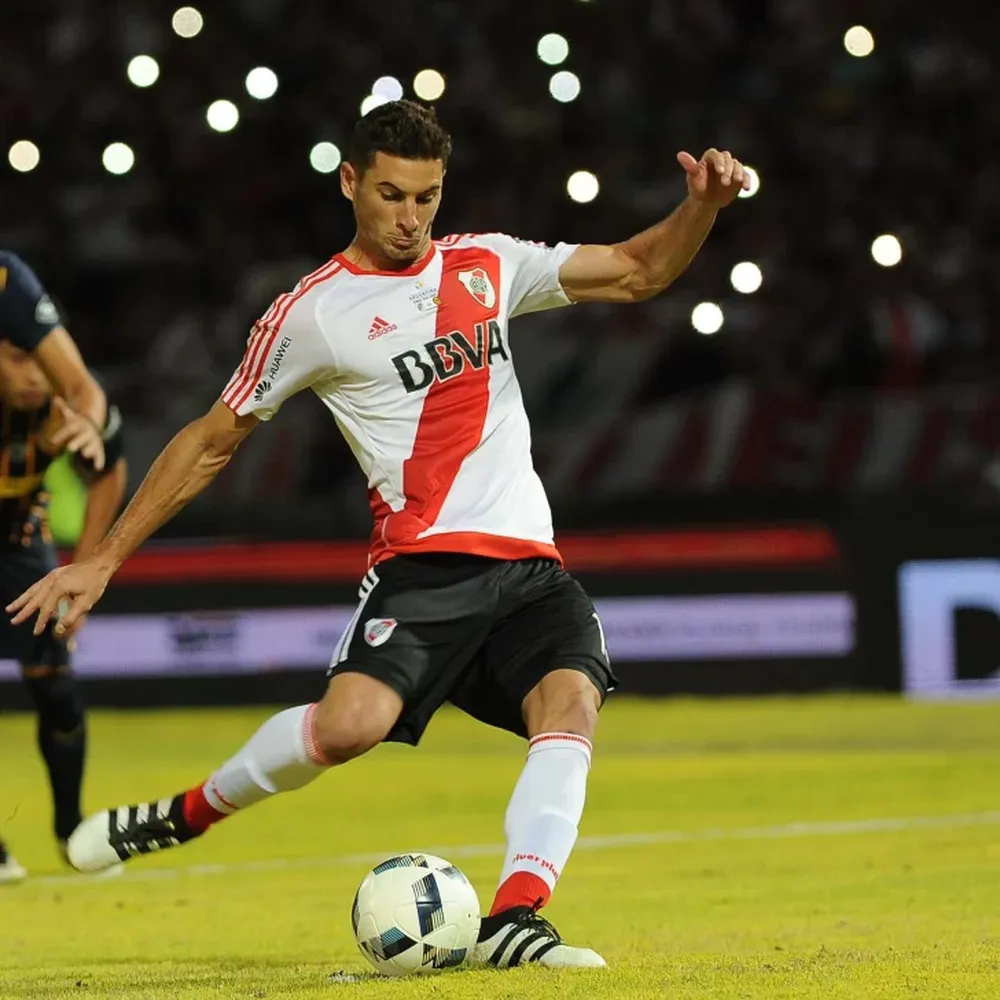 Alario aún la sigue pensando