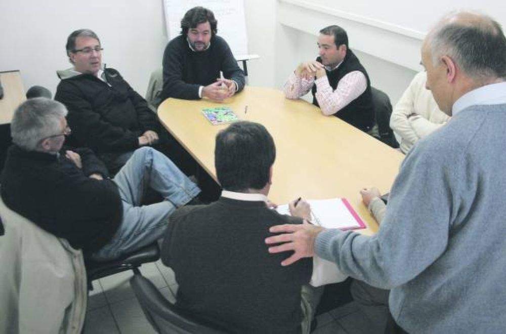 Olivos: suspensiones  por freno exportador