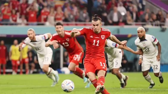 Gales y Estados Unidos repartieron puntos en un partido vibrante