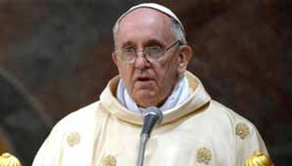 El Vaticano negó vínculos de Bergoglio con la dictadura