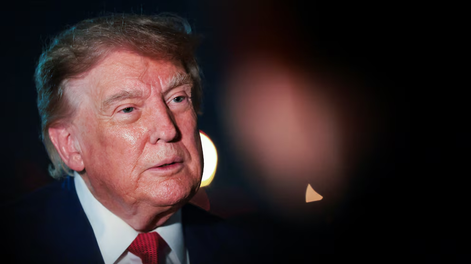 Trump reiteró que EEUU tiene el “control total” del estrecho de Ormuz en medio de la incertidumbre sobre las negociaciones con Irán (REUTERS)