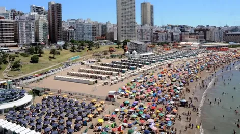 La ola de calor golpea fuerte a Mar del Plata: falta agua y hablan de “emergencia extrema”